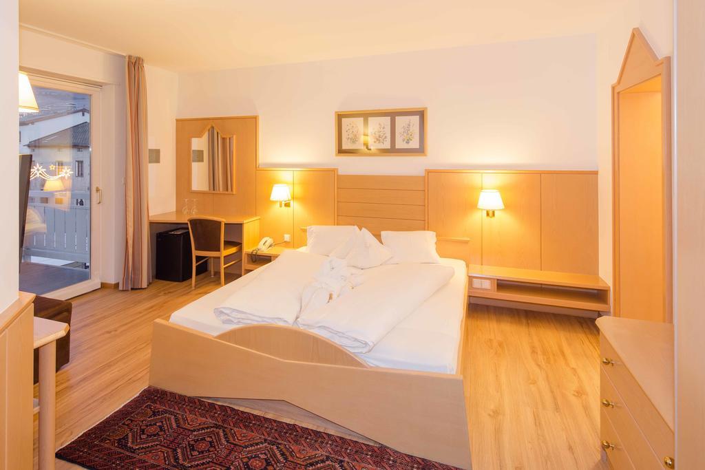 Hotel Goldenes Roessl-Adults Only ブレッサノーネ エクステリア 写真